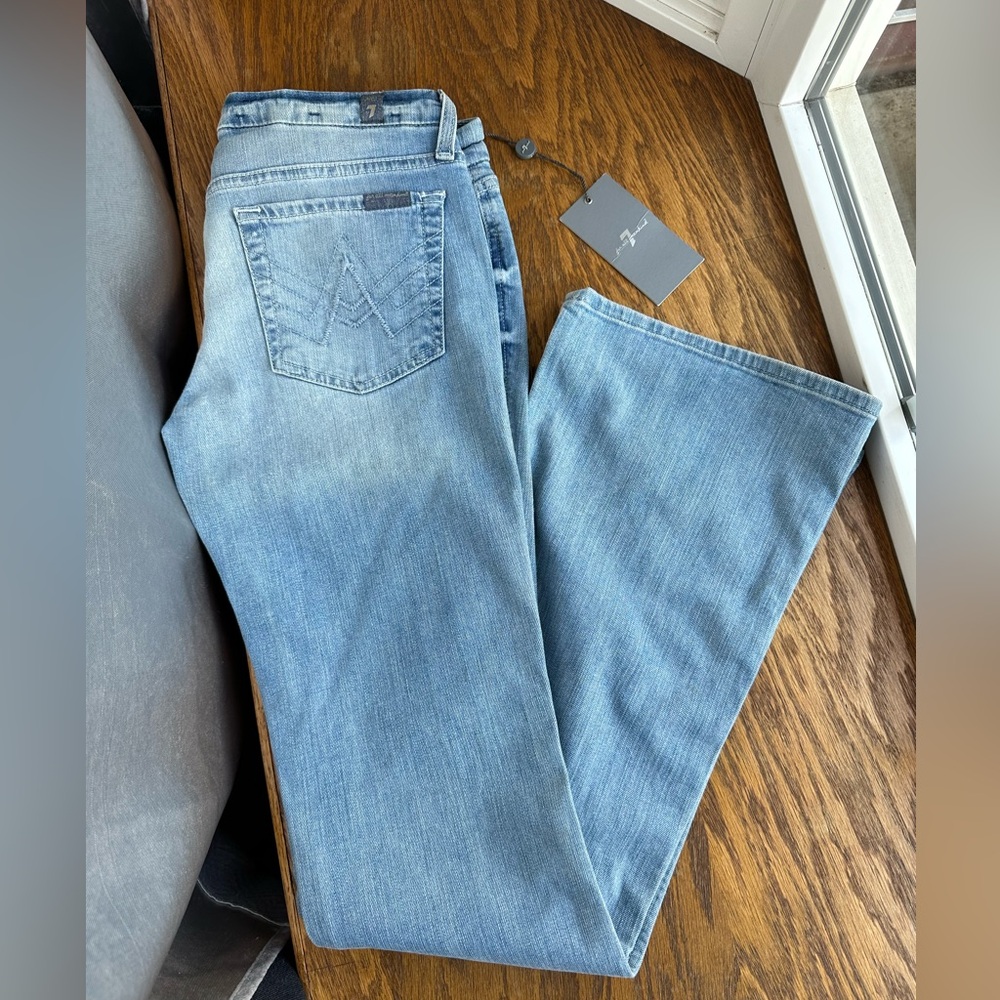 NWT - 7 For All Mankind “A Pocket” Flare Jeans